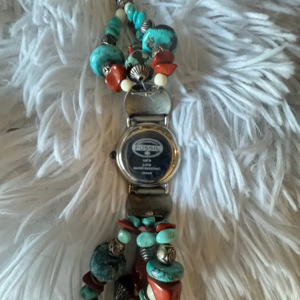 Womens 22mm Silver Southwestern Fossil Charm Bracelet Watch